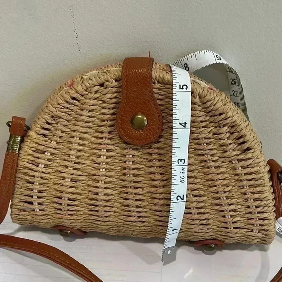 Crossbody bag - Picture 8 of 9